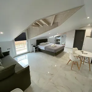 Hotel Almira Agía Triás